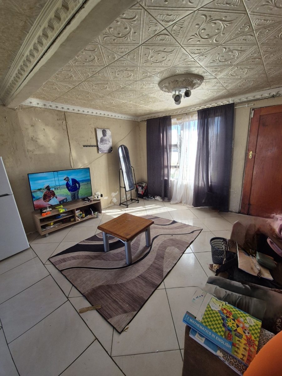 2 Bedroom Property for Sale in Kwa Nobuhle Eastern Cape